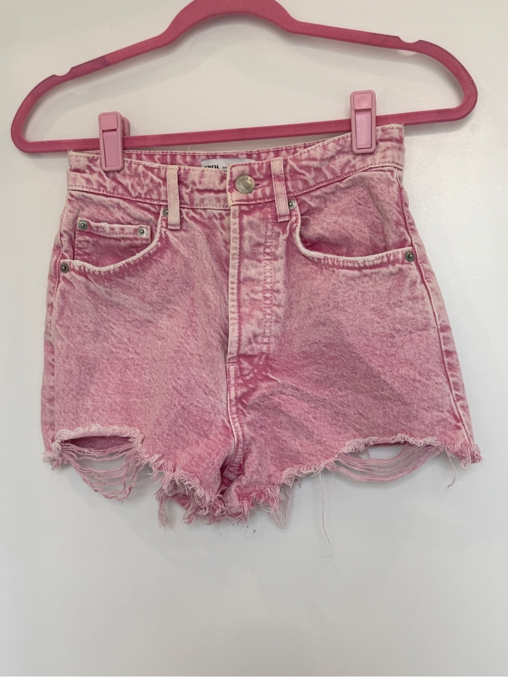 VGUC Zara Pink Distressed Denim Jean Shorts w Button Fly